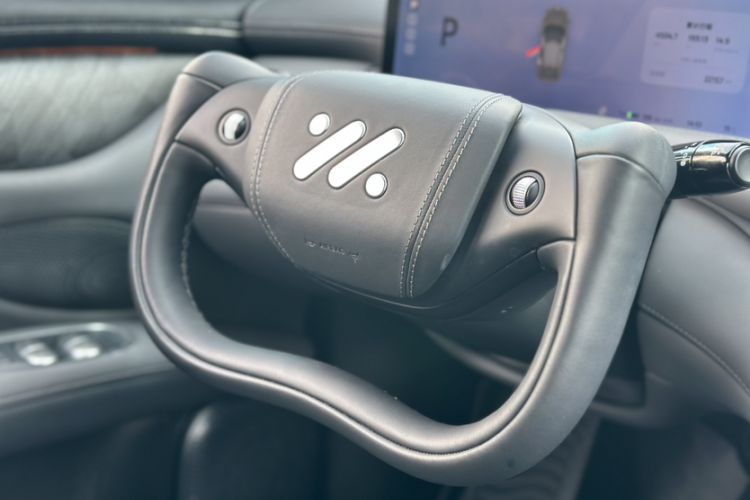 Used IM LS6 2023 Max Standard Edition Interior 6