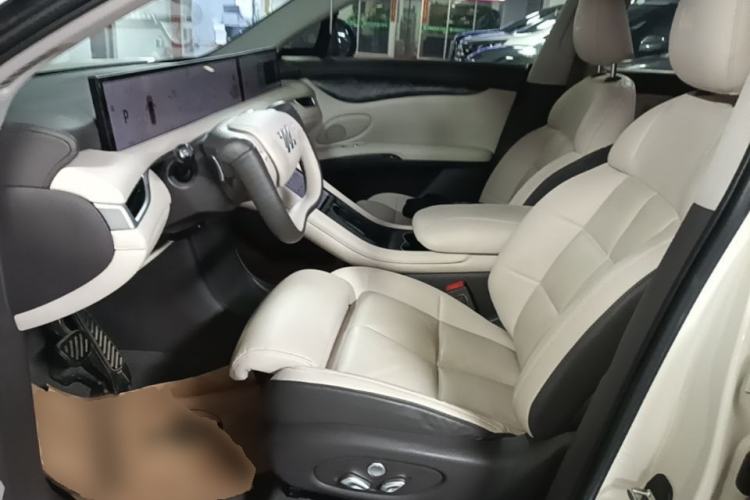 Used IM LS6 2023 Max Standard Edition Left Front Seat