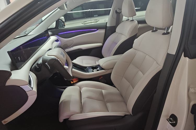 Used IM LS6 2023 Max Standard Edition Left Front Seat