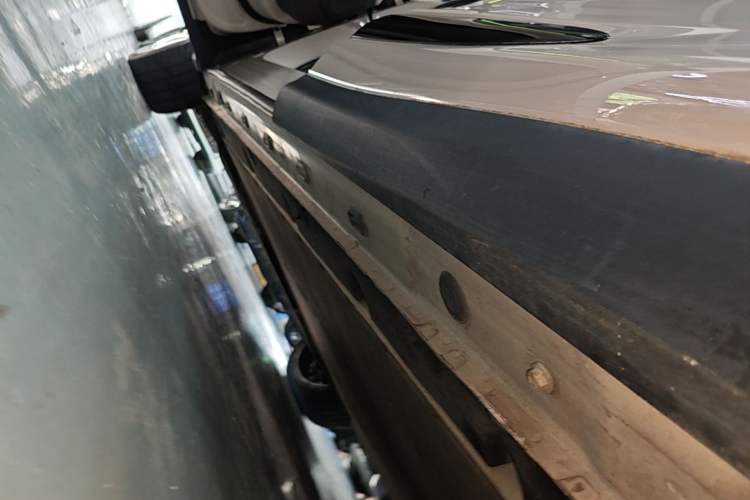 Used IM LS6 2023 Max Enhanced Performance Edition Left Side Sill