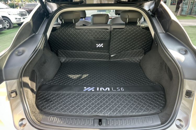 Used IM LS6 2023 Max Standard Edition Trunk