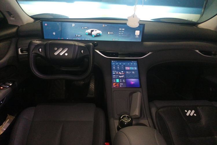 Used IM LS6 2025 Long-Range Lingxi Intelligent Driving Edition Center Console