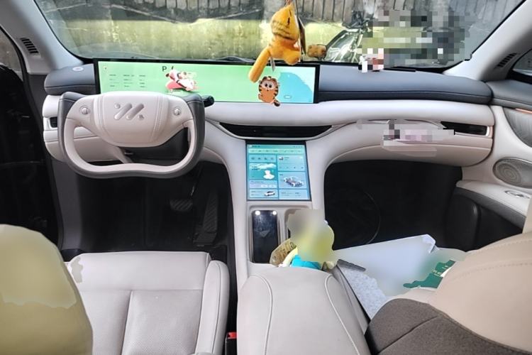 Used IM LS6 2025 Lingxi Intelligent Driving Edition Center Console