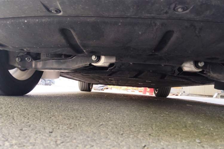 Used IM LS6 2025 Lingxi Intelligent Driving Edition Chassis Rear