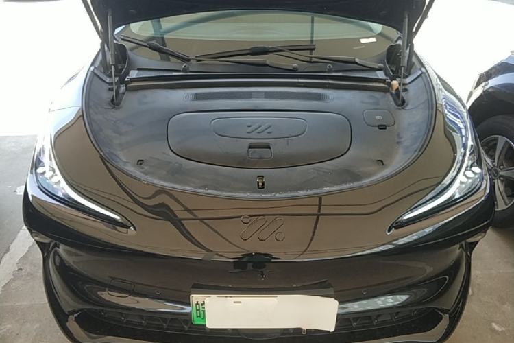 Used IM LS6 2025 Lingxi Intelligent Driving Edition Engine Bay