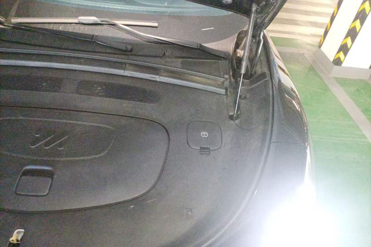 Used IM LS6 2025 Long-Range Lingxi Intelligent Driving Edition Engine Bay Left