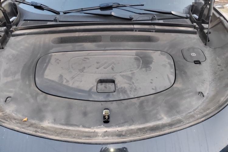 Used IM LS6 2025 Lingxi Intelligent Driving Edition Engine Bay