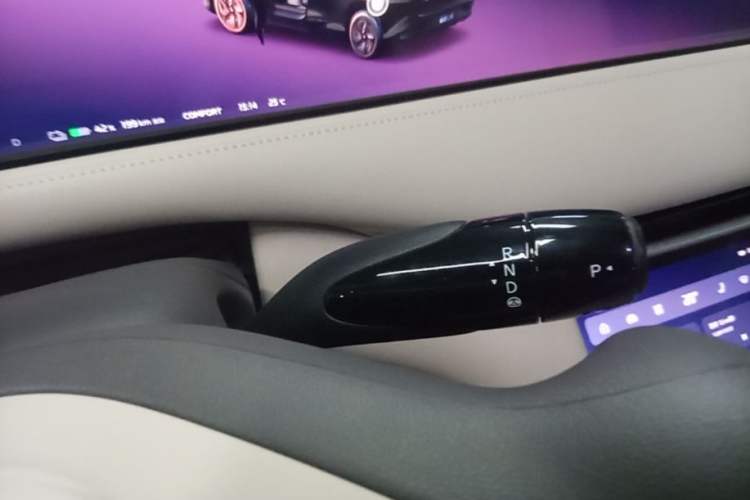 Used IM LS6 2025 Lingxi Intelligent Driving Edition Gear Lever