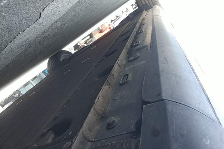 Used IM LS6 2025 Lingxi Intelligent Driving Edition Right Side Sill