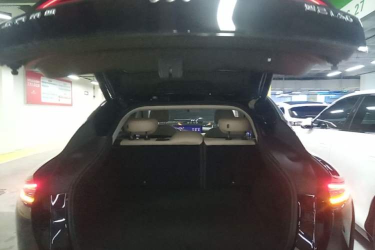Used IM LS6 2025 Lingxi Intelligent Driving Edition Trunk