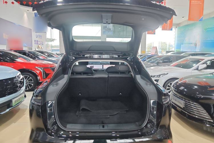 Used IM LS6 2025 Ultra-Powerful Lingxi Intelligent Enjoyment Edition Trunk