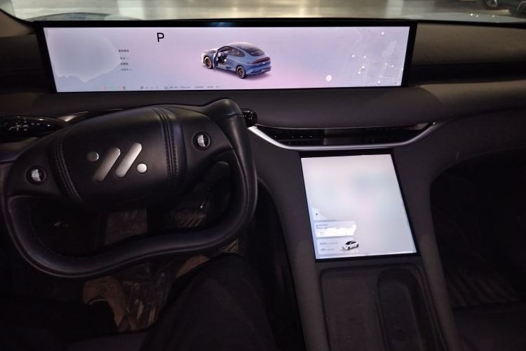 Used IM LS6 2025 Lingxi Intelligent Driving Edition Center Console