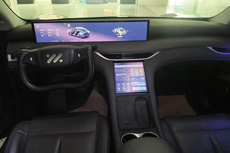 Used IM LS6 2025 Lingxi Intelligent Driving Edition Center Console