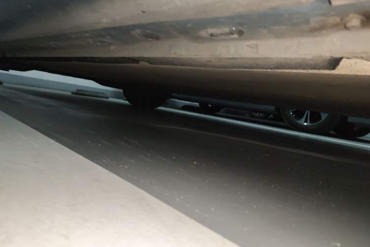 Used IM LS6 2025 Ultra-Powerful Lingxi Intelligent Enjoyment Edition Chassis Front Right