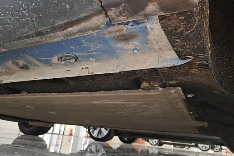 Used IM LS6 2025 Lingxi Intelligent Driving Edition Chassis Front Right
