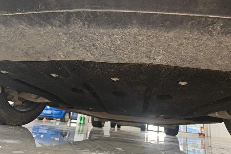 Used IM LS6 2025 Lingxi Intelligent Driving Edition Chassis Front