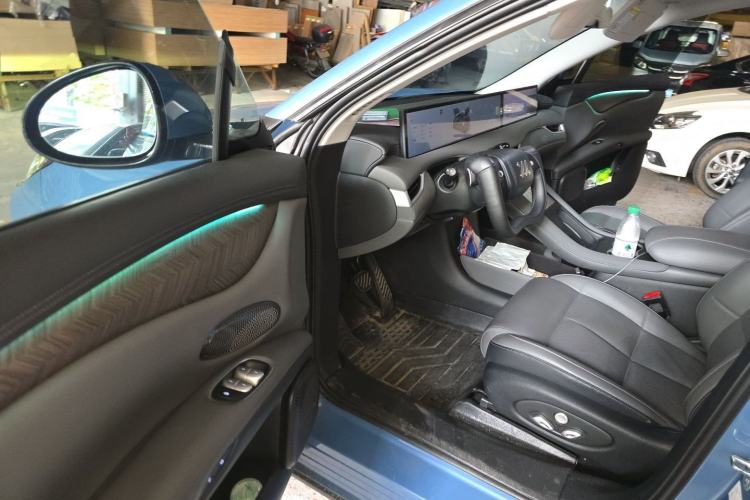 Used IM LS6 2025 Ultra-Powerful Lingxi Intelligent Enjoyment Edition Driver Seat