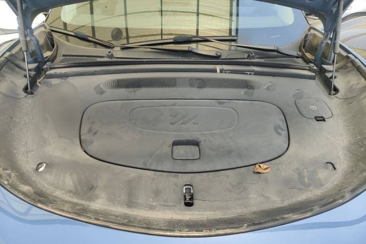 Used IM LS6 2025 Lingxi Intelligent Driving Edition Engine Bay
