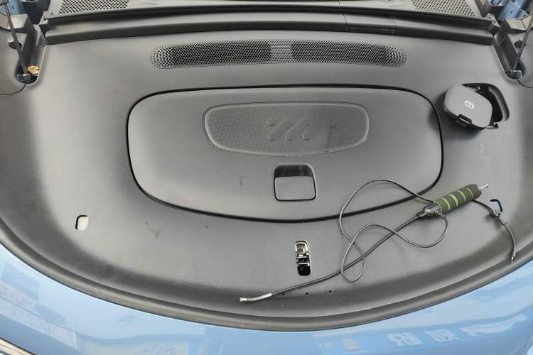 Used IM LS6 2025 Ultra-Powerful Lingxi Intelligent Enjoyment Edition Engine Bay