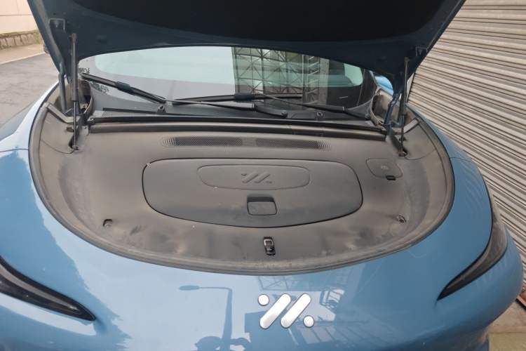 Used IM LS6 2025 Ultra-Powerful Lingxi Intelligent Enjoyment Edition Engine Bay