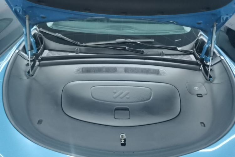Used IM LS6 2025 Lingxi Intelligent Driving Edition Engine Bay