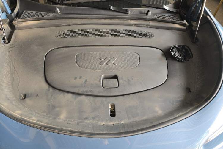 Used IM LS6 2025 Ultra-Powerful Lingxi Intelligent Enjoyment Edition Engine Bay