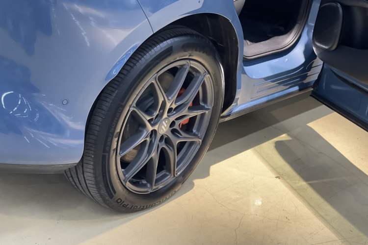 Used IM LS6 2025 Lingxi Intelligent Driving Edition Exterior 10