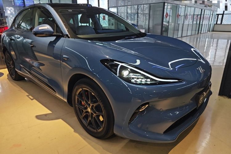 Used IM LS6 2025 Lingxi Intelligent Driving Edition Front Right 45 Deg