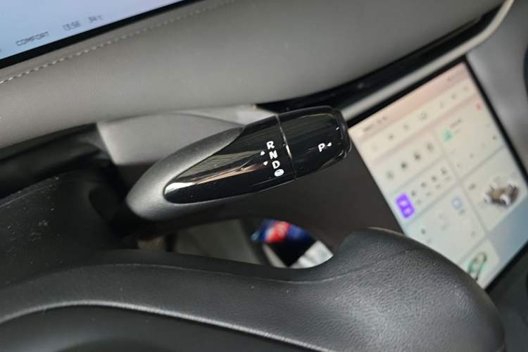 Used IM LS6 2025 Ultra-Powerful Lingxi Intelligent Enjoyment Edition Gear Lever
