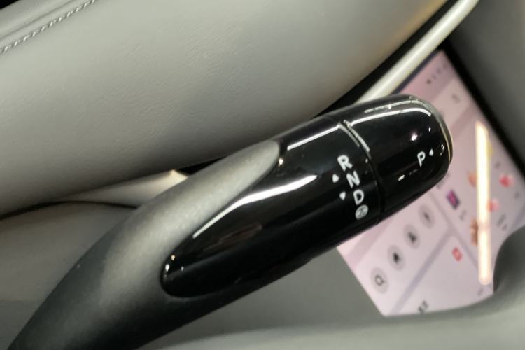 Used IM LS6 2025 Lingxi Intelligent Driving Edition Gear Lever
