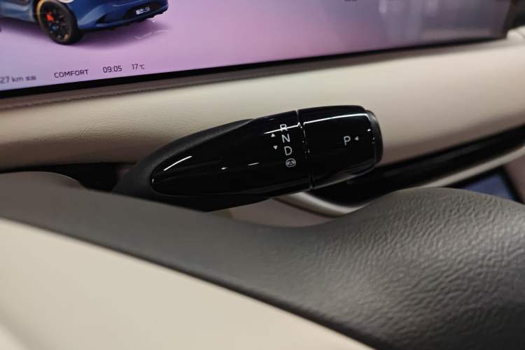 Used IM LS6 2025 Lingxi Intelligent Driving Edition Gear Lever