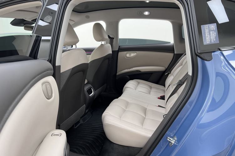 Used IM LS6 2025 Lingxi Intelligent Driving Edition Interior 2