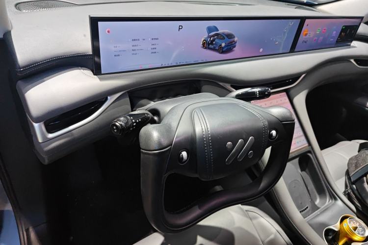 Used IM LS6 2025 Ultra-Powerful Lingxi Intelligent Enjoyment Edition Interior 2
