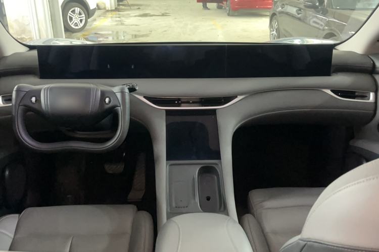 Used IM LS6 2025 Ultra-Powerful Lingxi Intelligent Theater Edition Interior 3