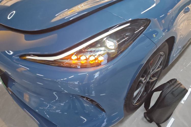 Used IM LS6 2025 Ultra-Powerful Lingxi Intelligent Enjoyment Edition Left Front Headlight