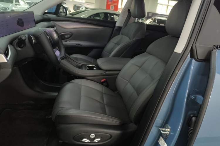 Used IM LS6 2025 Lingxi Intelligent Driving Edition Left Front Seat