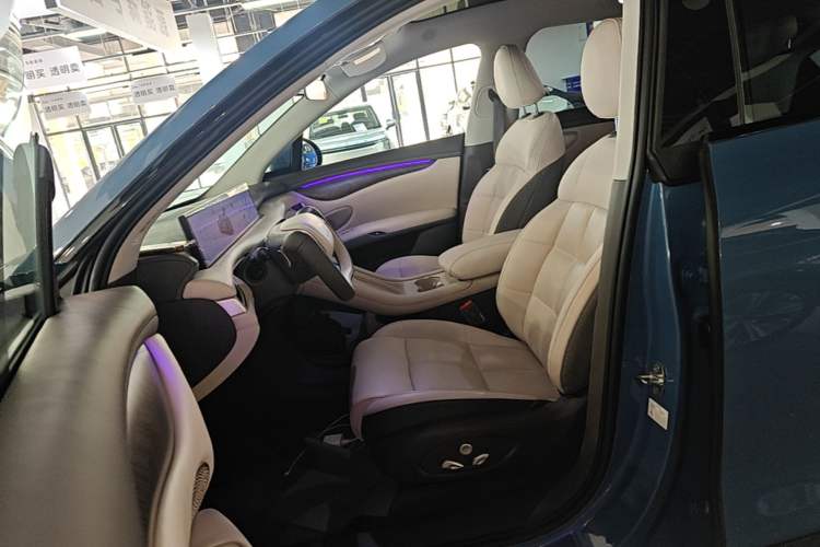 Used IM LS6 2025 Lingxi Intelligent Driving Edition Left Front Seat