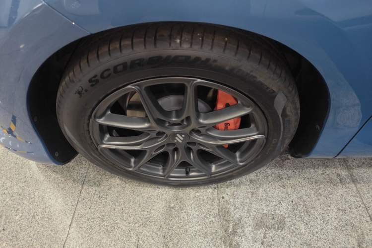 Used IM LS6 2025 Ultra-Powerful Lingxi Intelligent Enjoyment Edition Left Front Wheel Hub