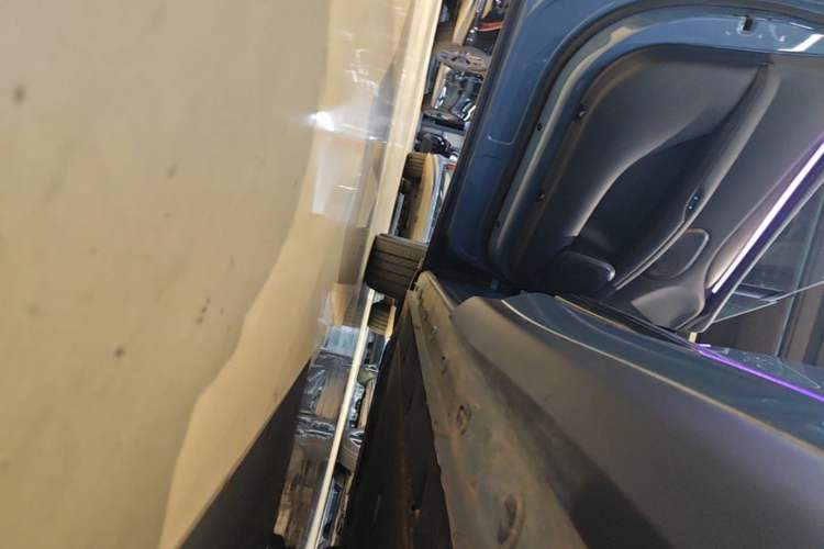 Used IM LS6 2025 Lingxi Intelligent Driving Edition Left Side Sill