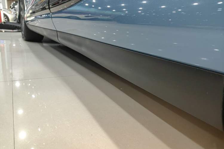 Used IM LS6 2025 Ultra-Powerful Lingxi Intelligent Enjoyment Edition Left Side Sill