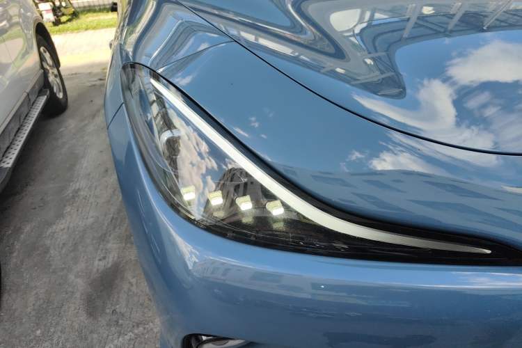 Used IM LS6 2025 Ultra-Powerful Lingxi Intelligent Enjoyment Edition Right Front Headlight