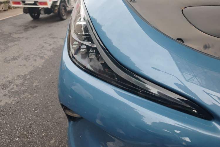 Used IM LS6 2025 Ultra-Powerful Lingxi Intelligent Enjoyment Edition Right Front Headlight