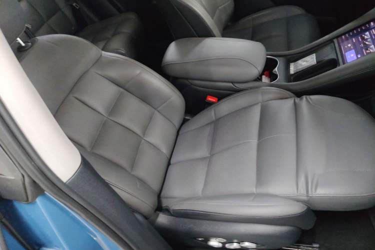 Used IM LS6 2025 Ultra-Powerful Lingxi Intelligent Enjoyment Edition Right Front Seat