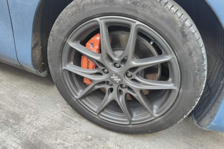 Used IM LS6 2025 Ultra-Powerful Lingxi Intelligent Enjoyment Edition Right Front Wheel Hub