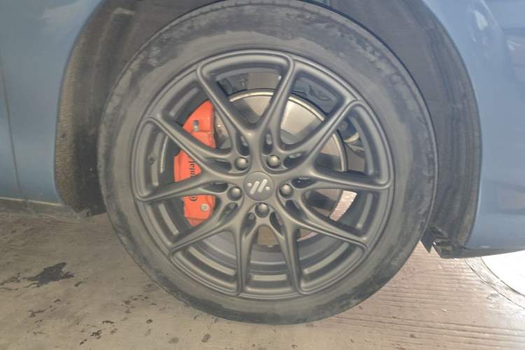 Used IM LS6 2025 Ultra-Powerful Lingxi Intelligent Enjoyment Edition Right Front Wheel Hub