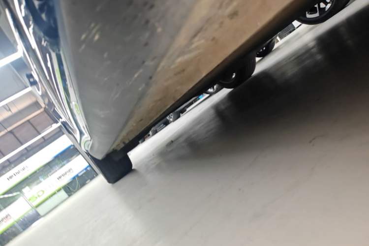 Used IM LS6 2025 Lingxi Intelligent Driving Edition Right Side Sill