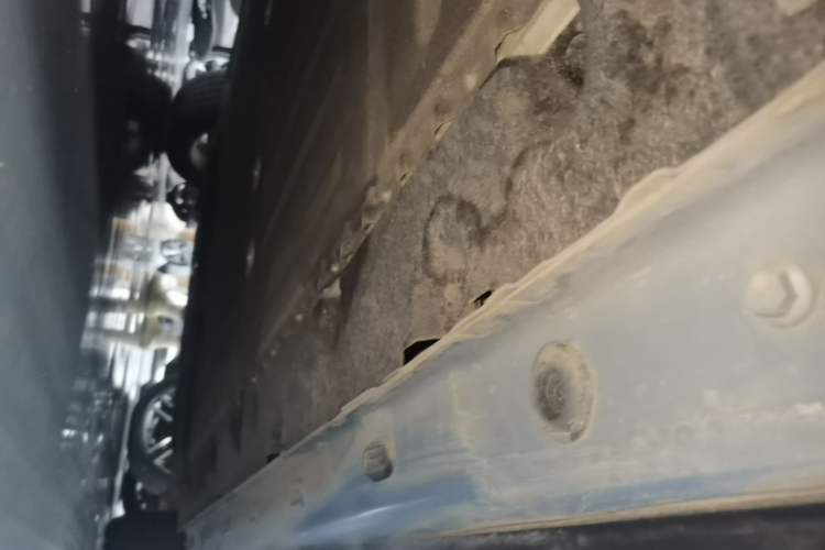 Used IM LS6 2025 Lingxi Intelligent Driving Edition Right Side Sill