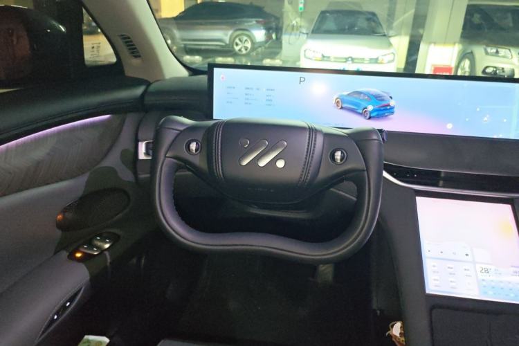 Used IM LS6 2025 Long-Range Lingxi Smart Enjoyment Edition Steering Wheel