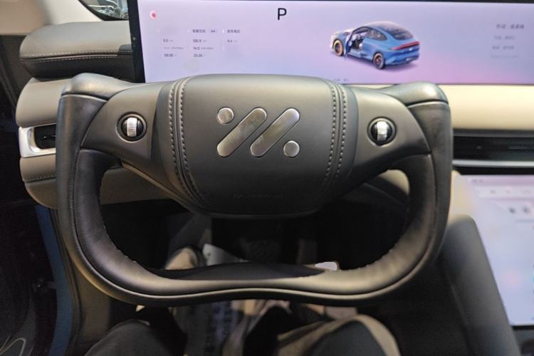 Used IM LS6 2025 Lingxi Intelligent Driving Edition Steering Wheel