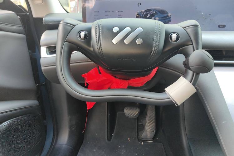 Used IM LS6 2025 Ultra-Powerful Lingxi Intelligent Enjoyment Edition Steering Wheel